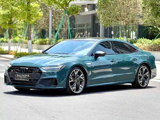 Audi A7L