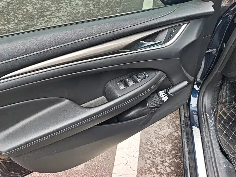 Buick LaCrosse — миниатюра 7