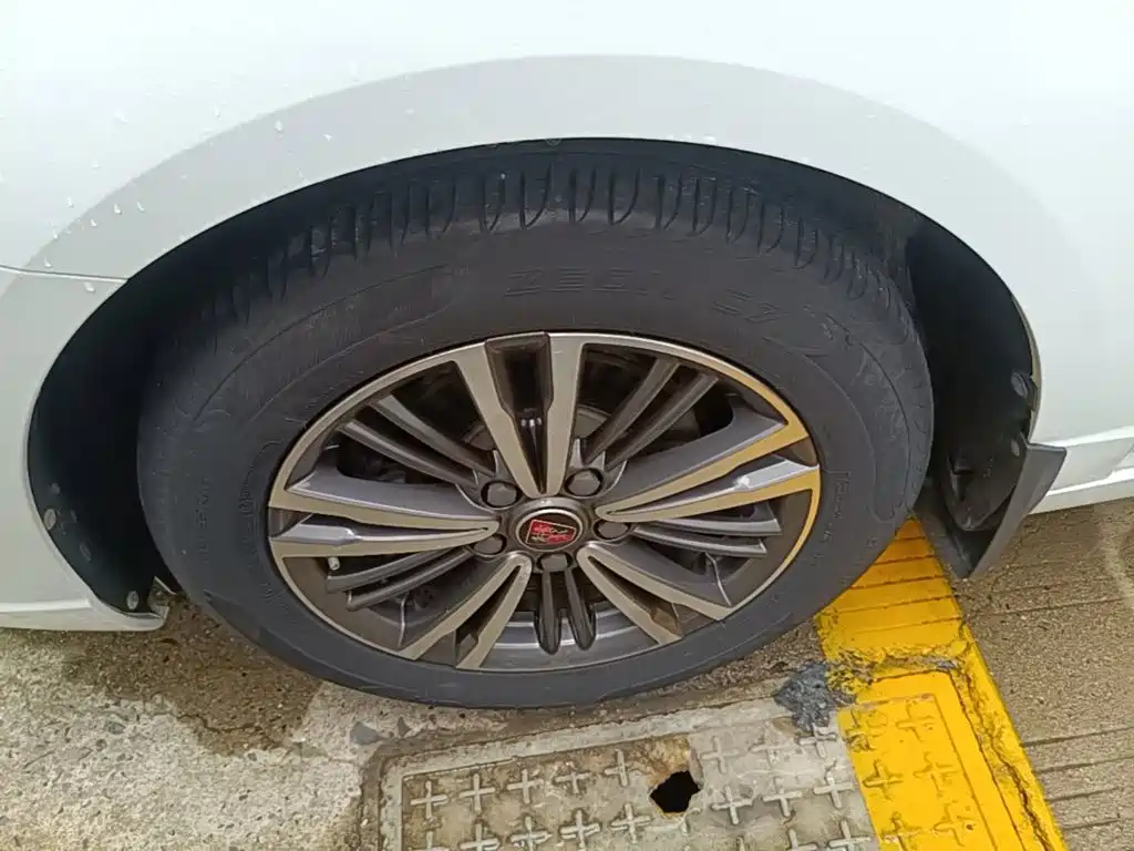 Roewe i5 — миниатюра 23