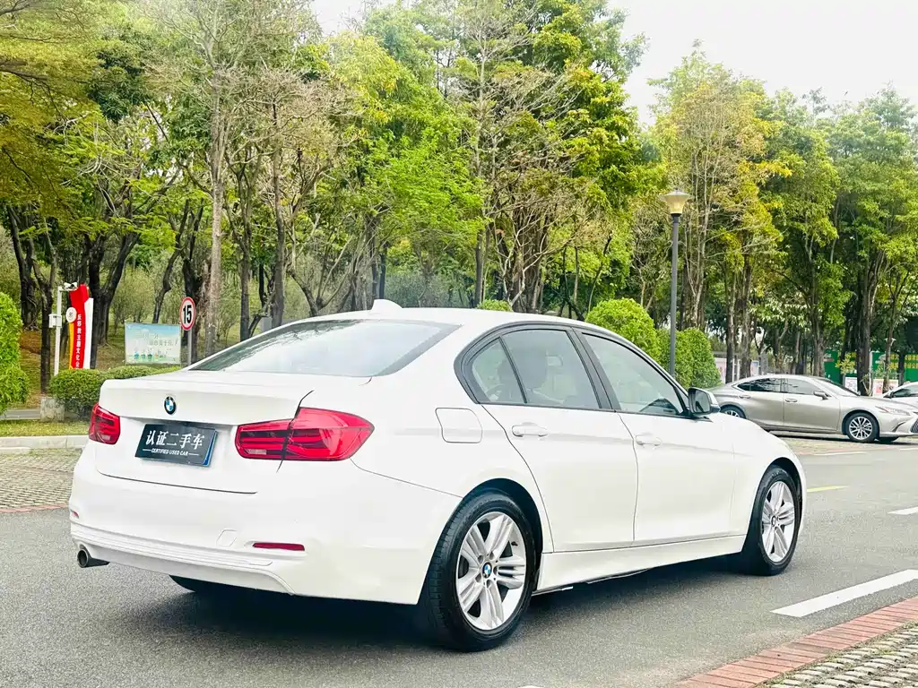 BMW 3 Series 3 2017 318i Fashion
