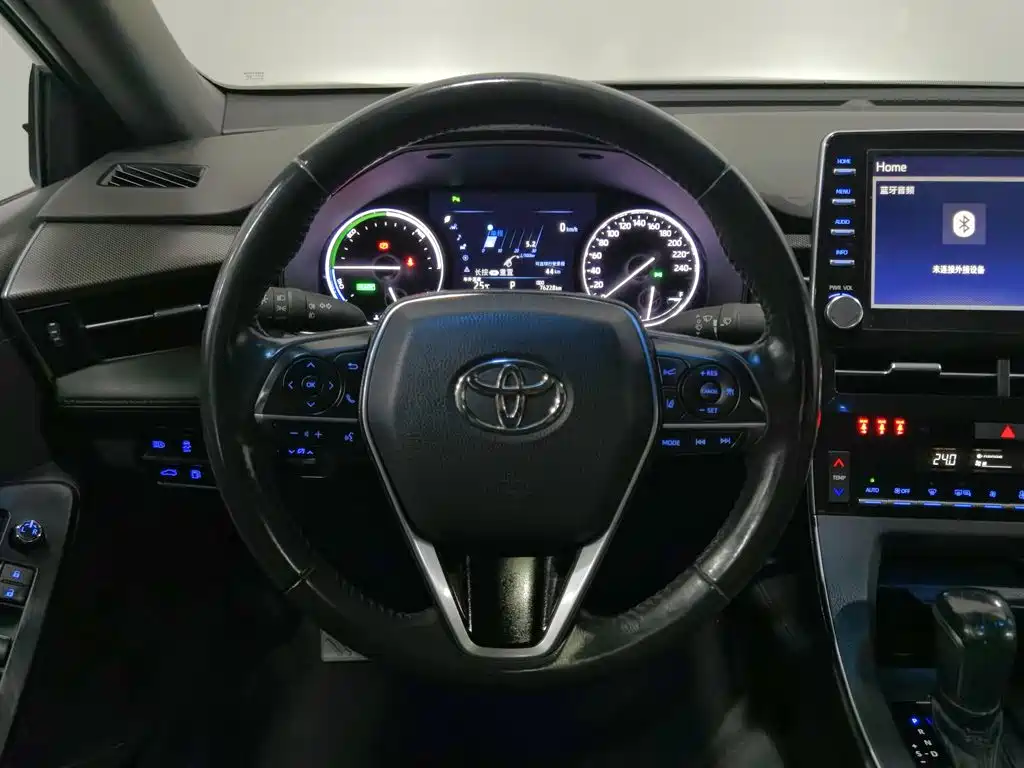 Toyota Avalon — миниатюра 11