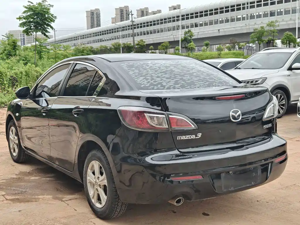 Mazda 3 Xingcheng — миниатюра 9