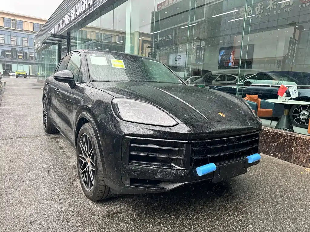 Porsche Cayenne — миниатюра 3