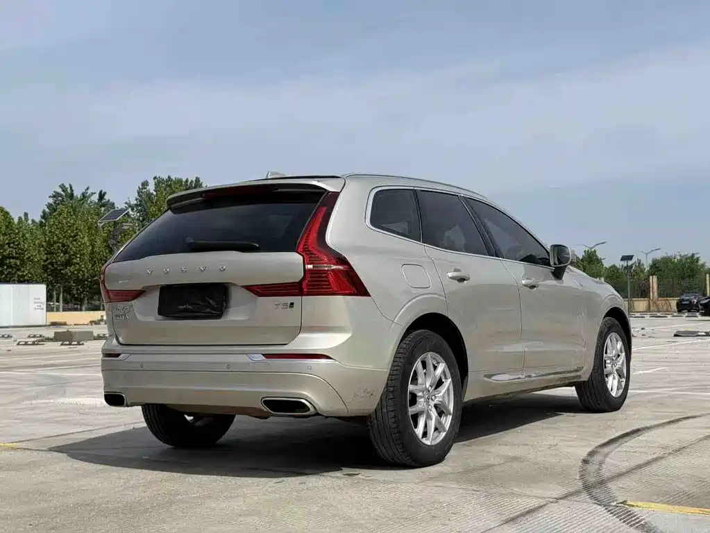 Volvo XC60 — миниатюра 4