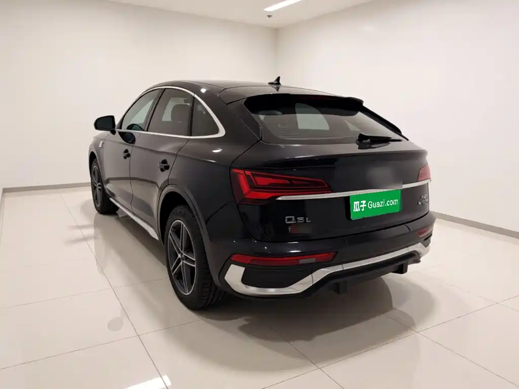Audi Q5L Sportback — миниатюра 4