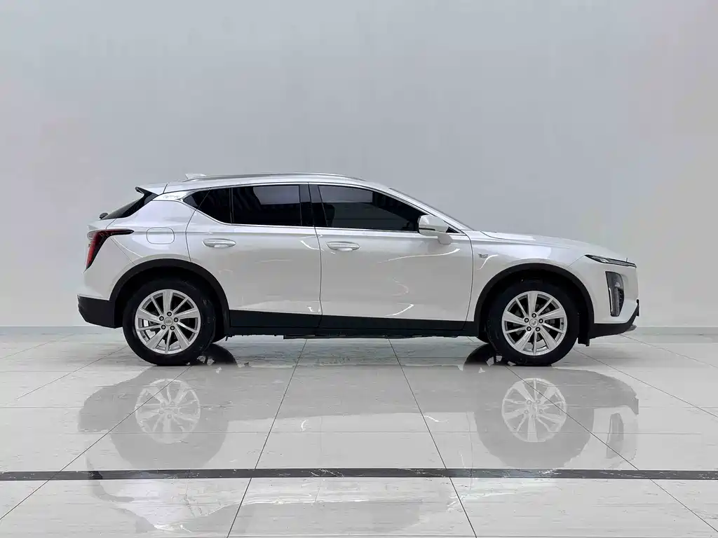Cadillac GT4 — миниатюра 6