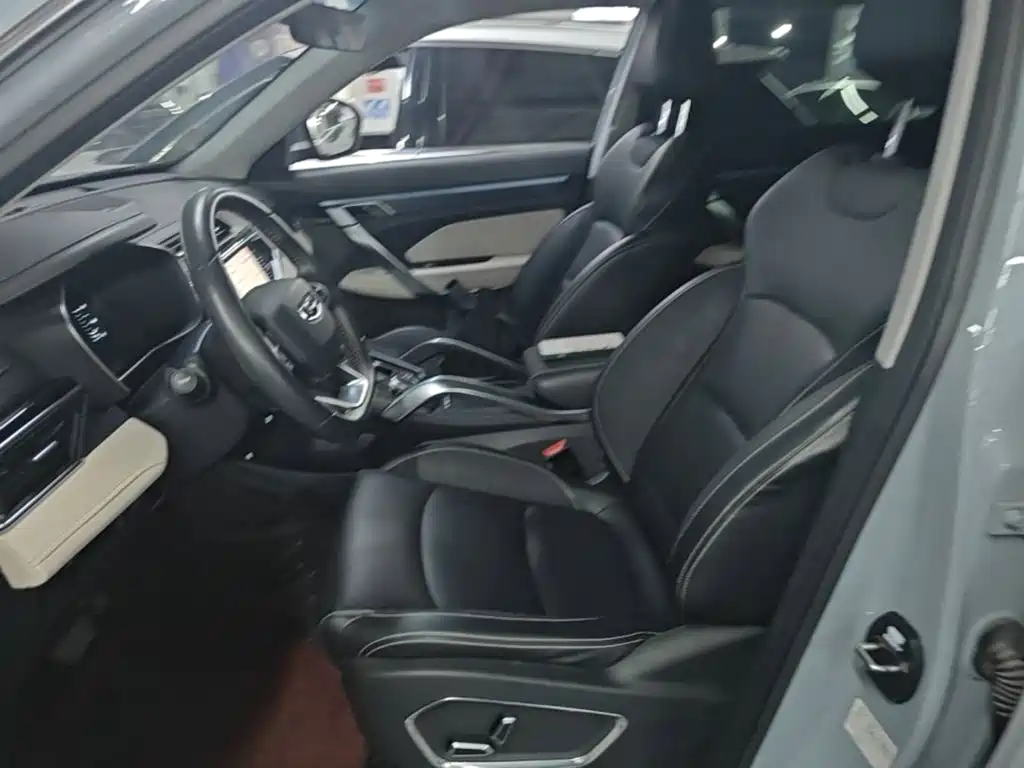 Geely Boyue — миниатюра 15