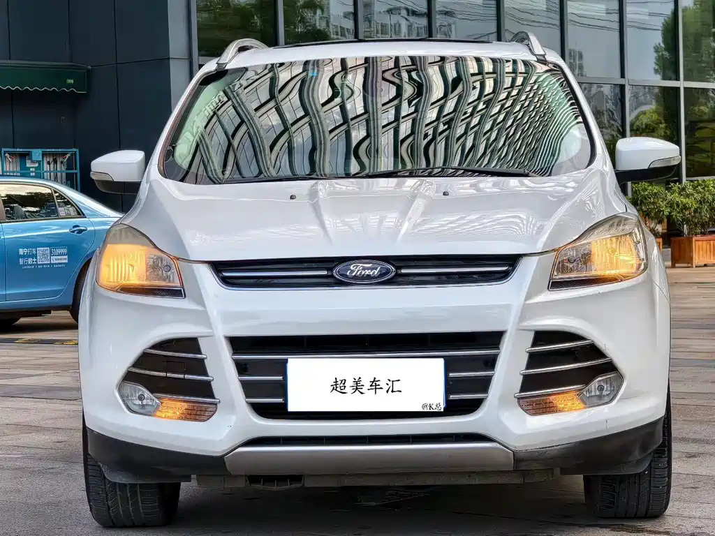 Ford Kuga — миниатюра 2