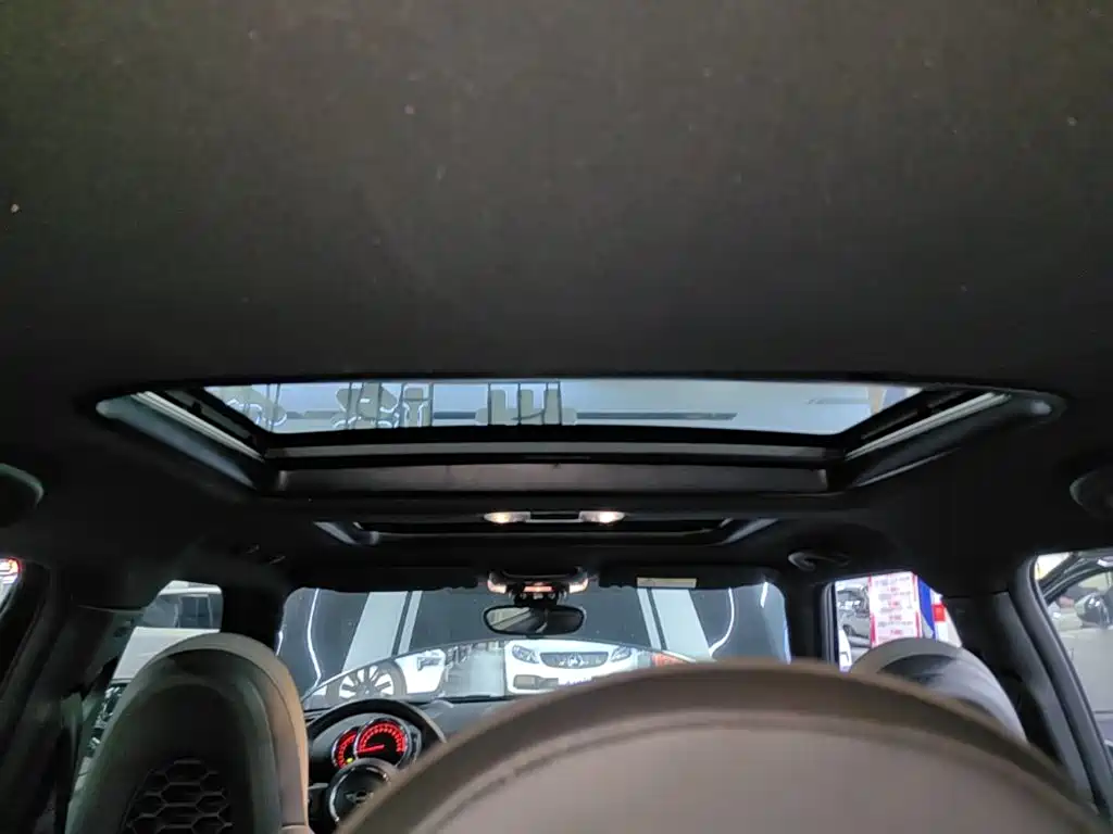 MINI Mini JCW Clubman — миниатюра 18