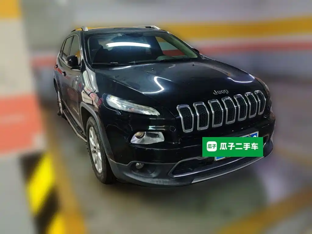 Jeep Cherokee — миниатюра 3