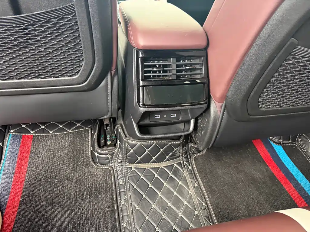 Geely Xingyue L — миниатюра 11