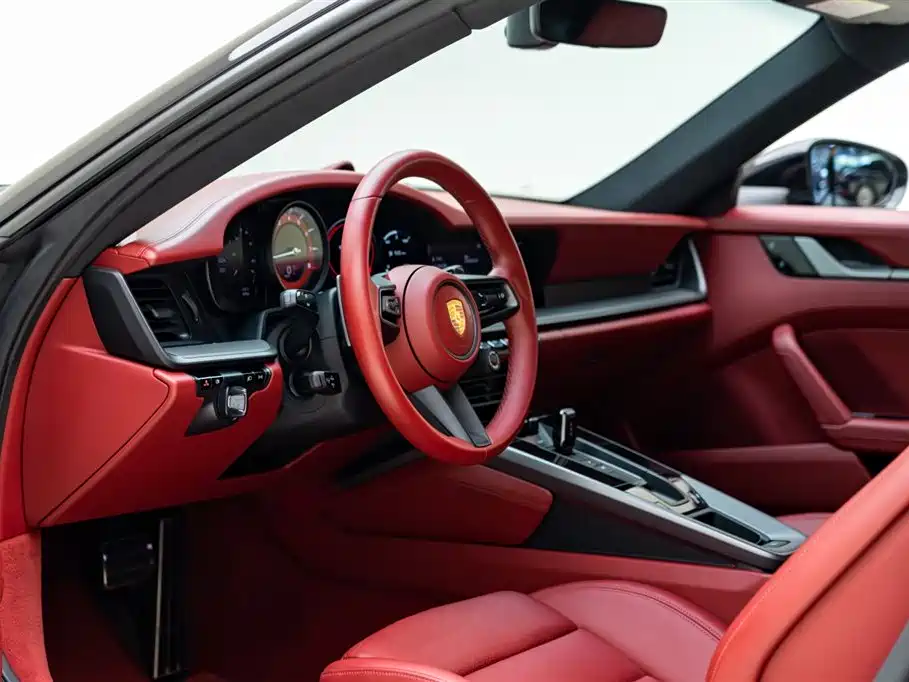 Porsche 911 2020 Carrera 3.0T