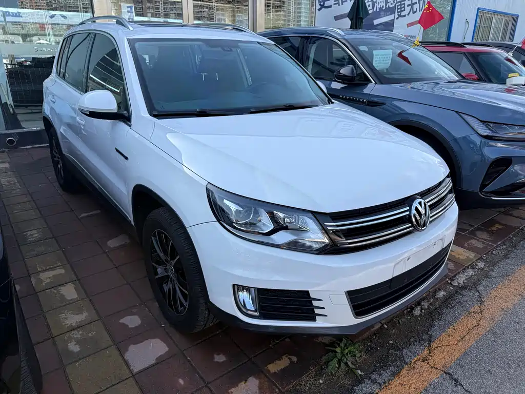 Volkswagen Tiguan — миниатюра 3