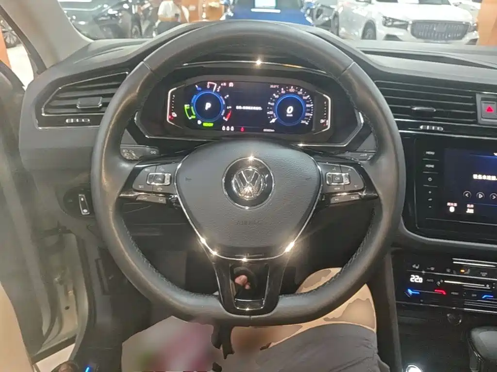 Volkswagen 途观L插电混动 — миниатюра 11