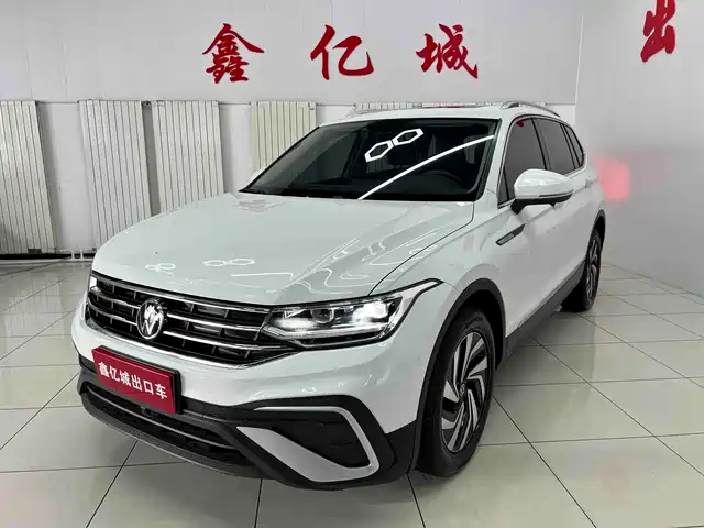 Volkswagen Tiguan L