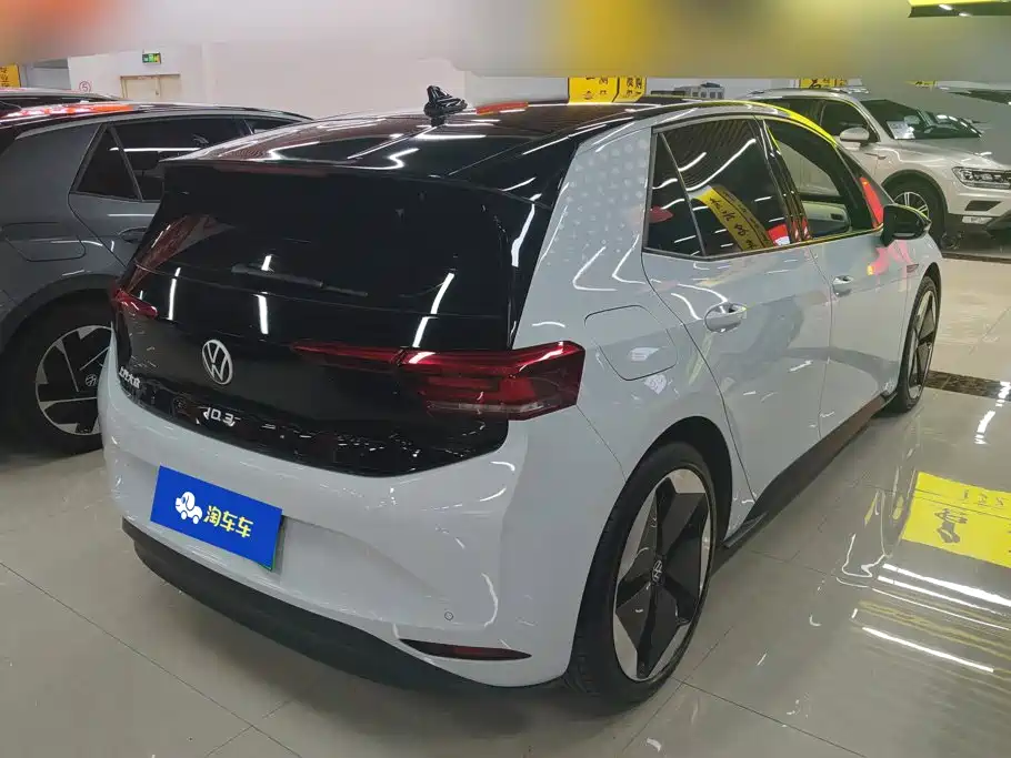 Volkswagen ID.3 — миниатюра 3