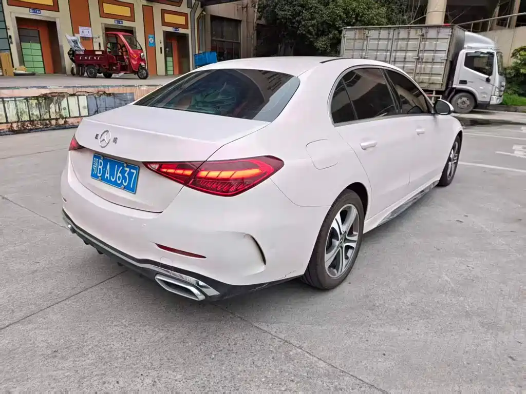 MERCEDES-BENZ C CLASS