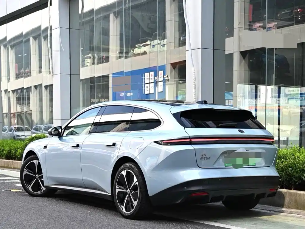 NIO NIO ET5T