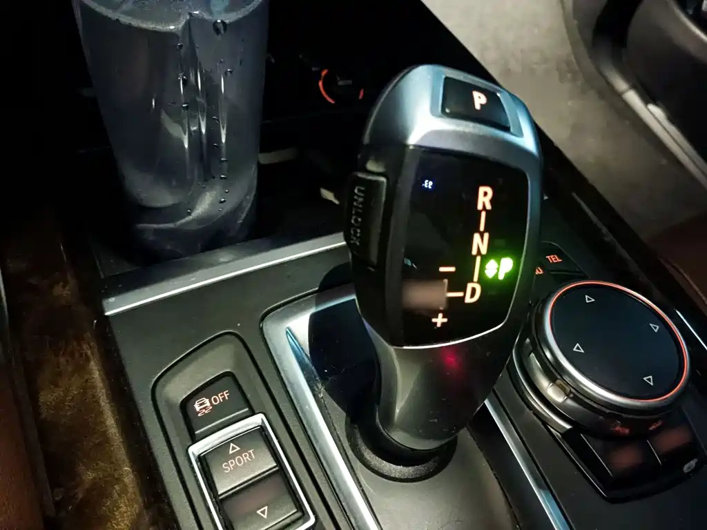 BMW X5 (Import) — миниатюра 7