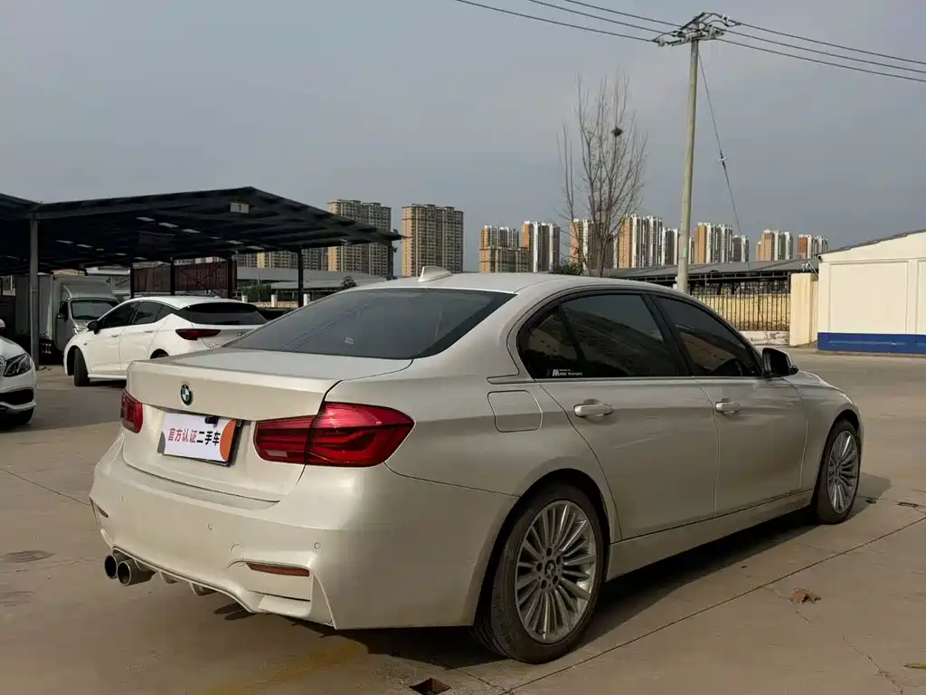 BMW 3 Series — миниатюра 9