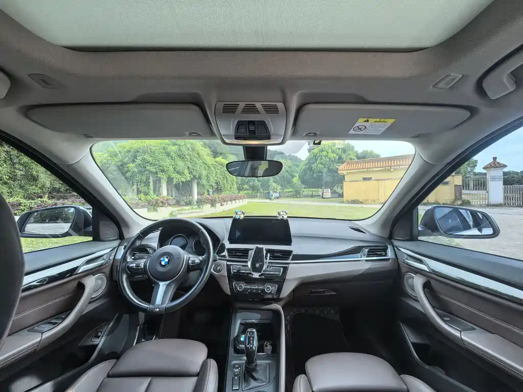 BMW X1 2022 sDrive25Li Lead