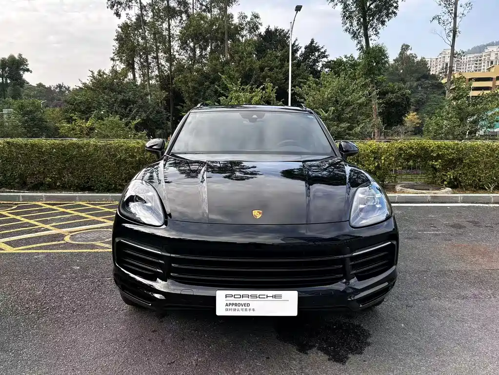 PORSCHE CAYENNE