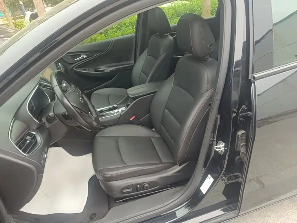 Chevrolet Malibu XL — миниатюра 15
