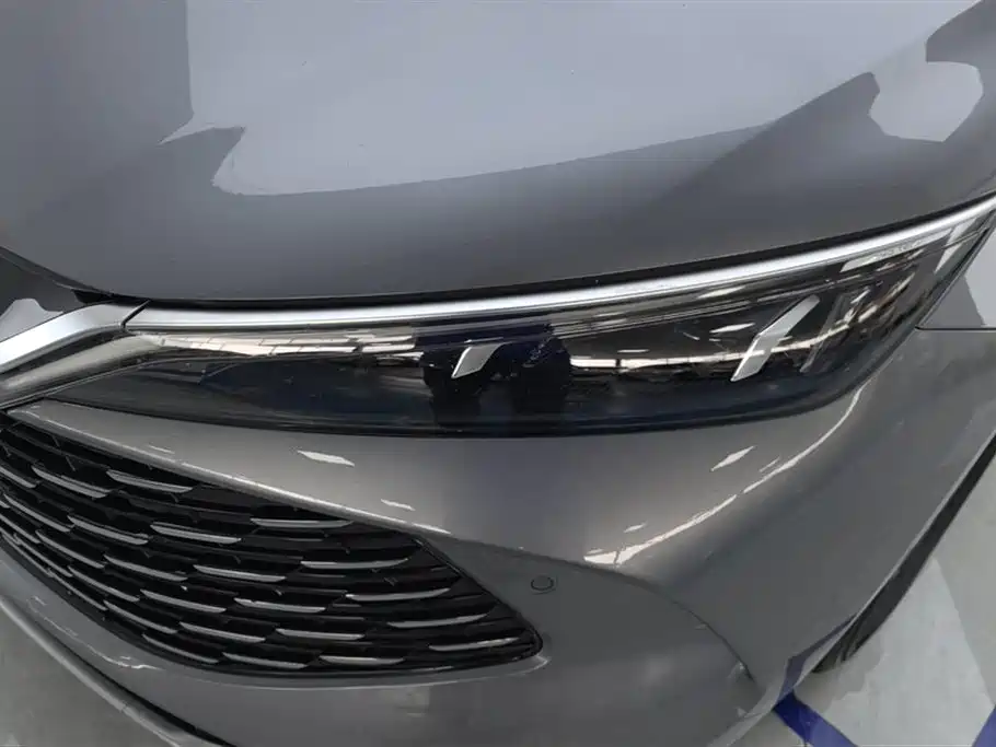 BYD Qin L L 2025 DM-i Smart Drive 120KM