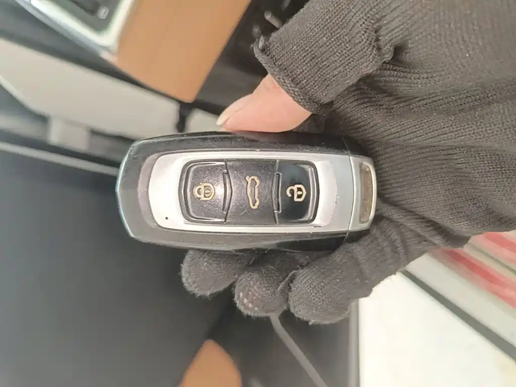 Geely Vision S1 — миниатюра 9