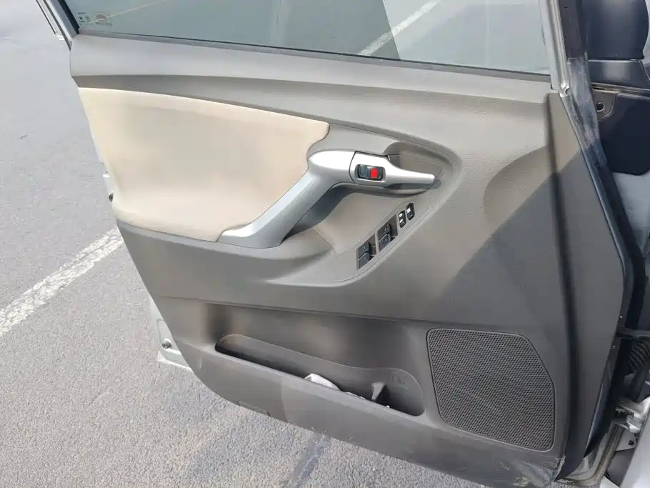 Toyota Verso — миниатюра 7
