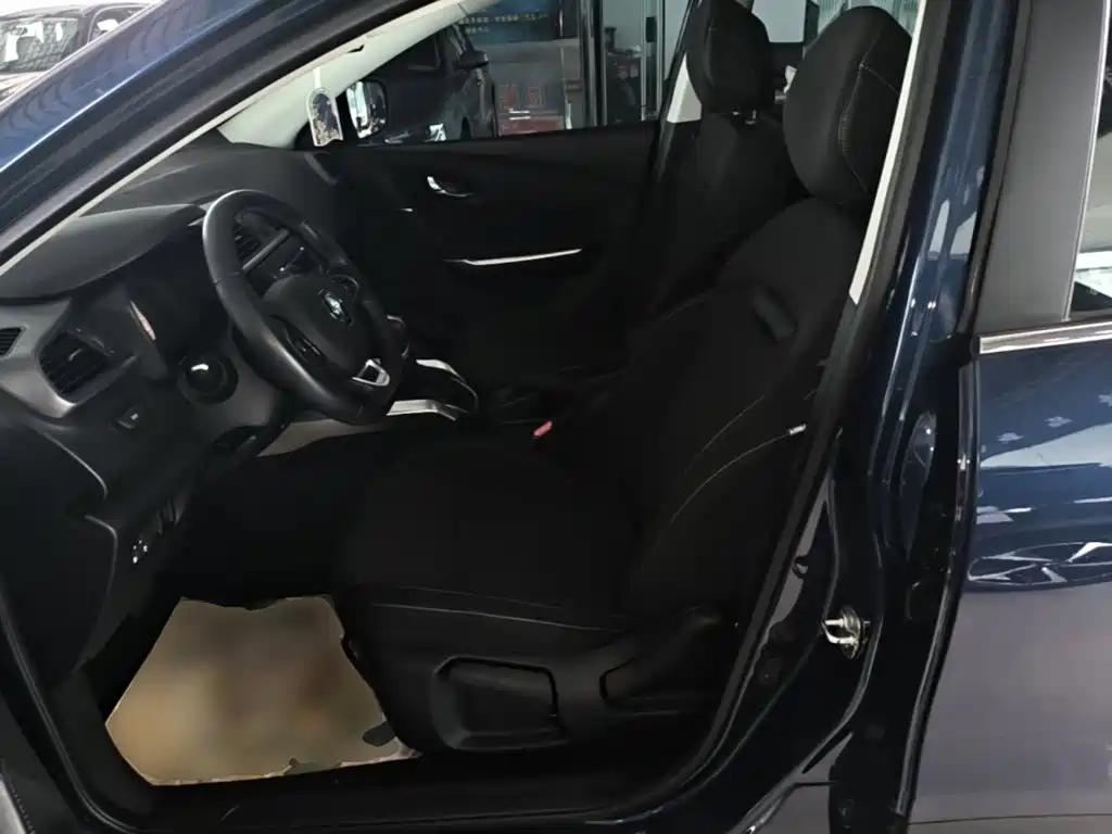 Renault Kadjar — миниатюра 11