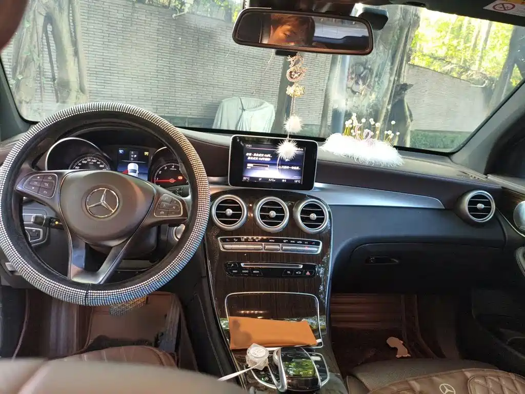Mercedes-Benz GLC — миниатюра 13