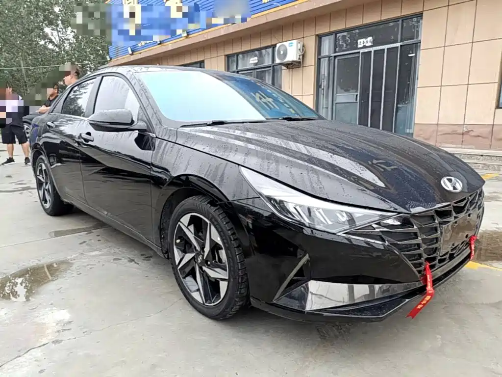 Hyundai Elantra — миниатюра 4