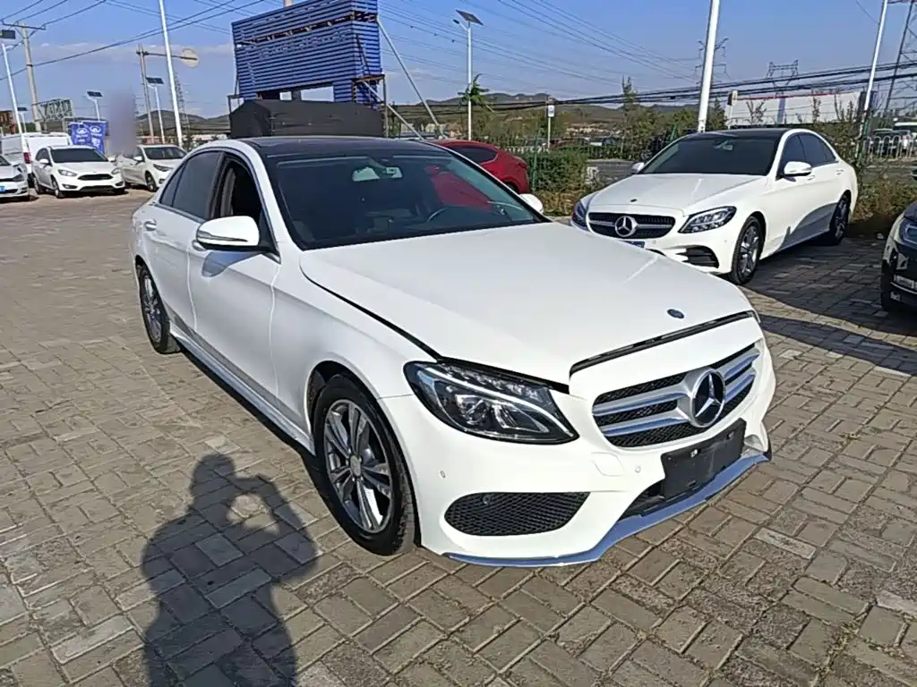 Mercedes-Benz C-Class — миниатюра 4