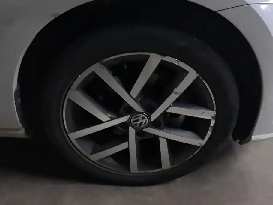 Volkswagen Golf — миниатюра 6