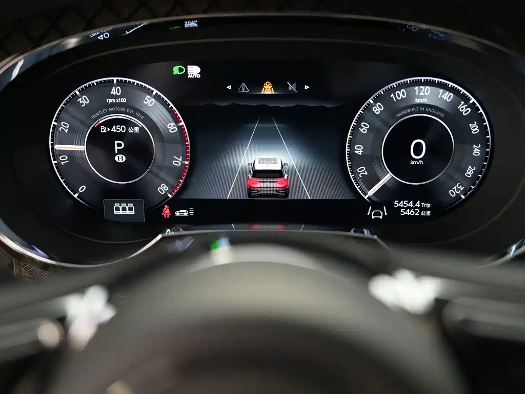 Bentley Bentayga — миниатюра 12
