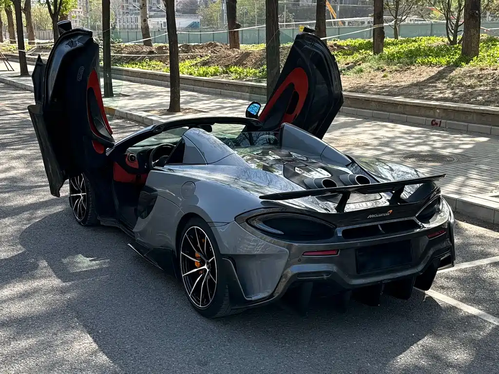 McLaren 600LT — миниатюра 6