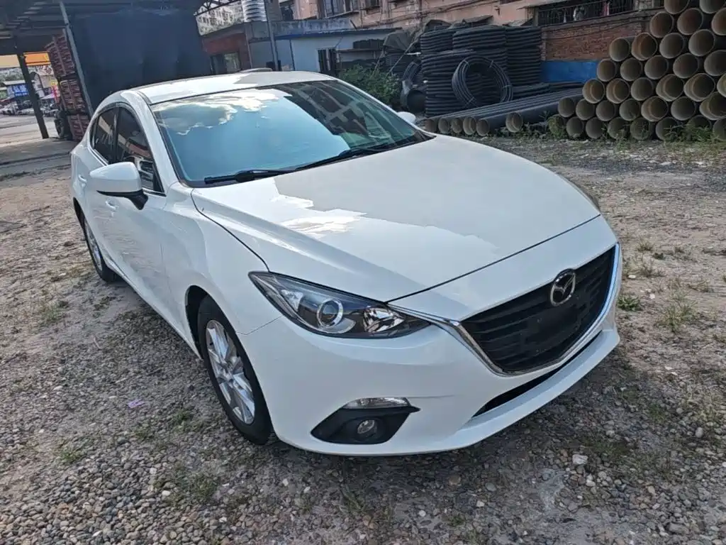 Mazda Mazda3 3 2016 1.5L AT Comfort