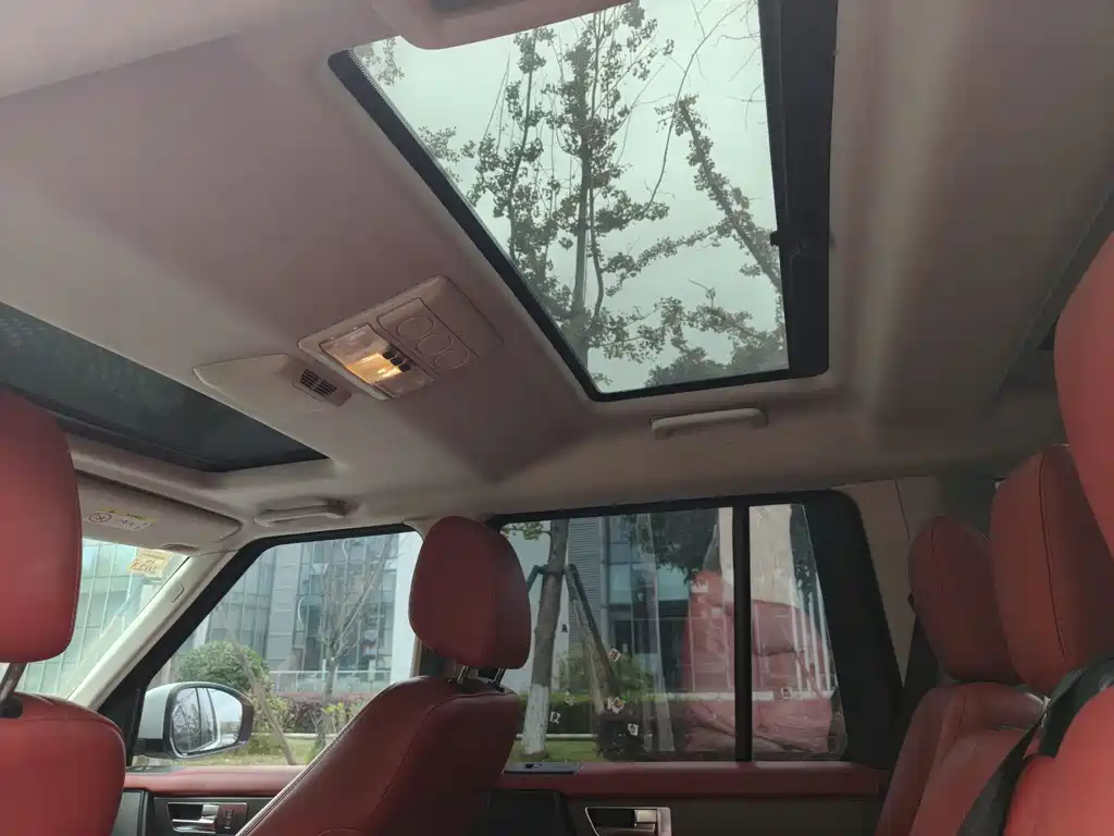 Land Rover Discovery — миниатюра 15