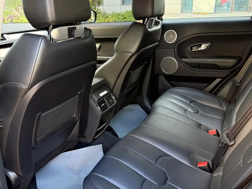 Land Rover Evoque — миниатюра 7