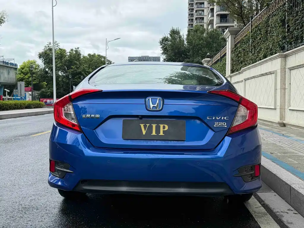 Honda Civic — миниатюра 4
