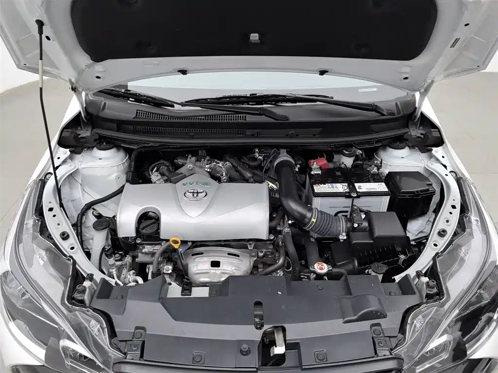 TOYOTA YARIS L ZHIXUAN