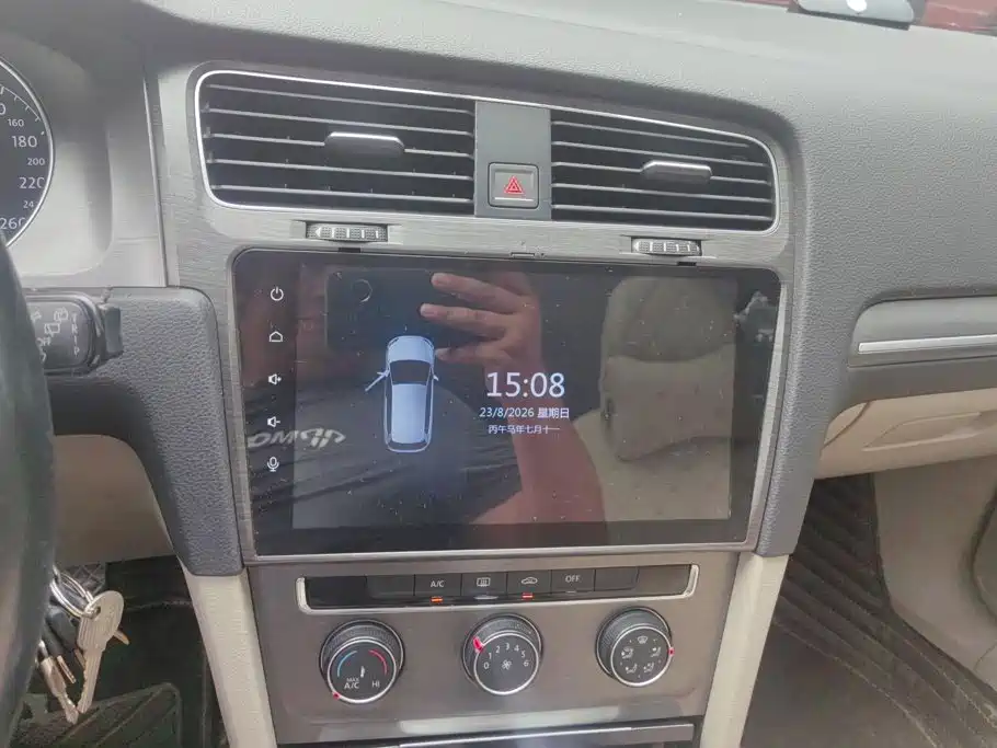 Volkswagen Golf — миниатюра 13