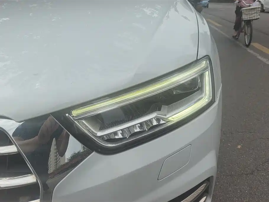 Audi Q3 2016 30 TFSI