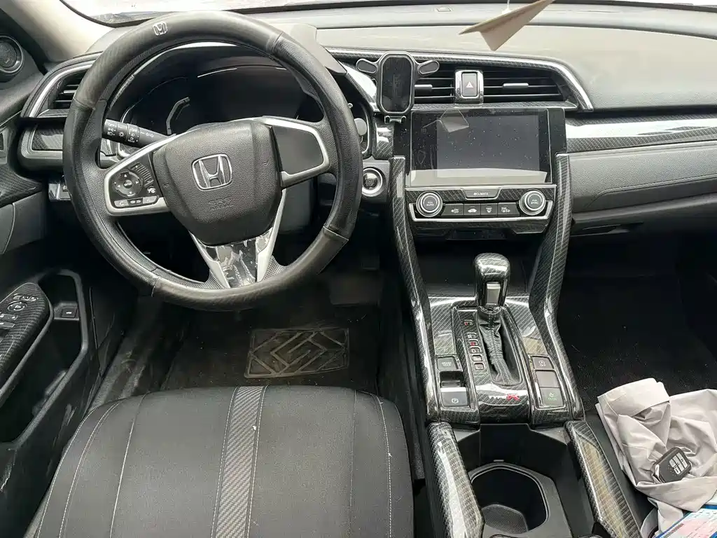 Honda Civic — миниатюра 5