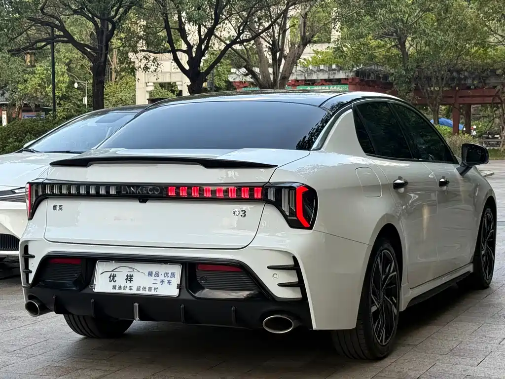 Lynk & Co 03 — миниатюра 16
