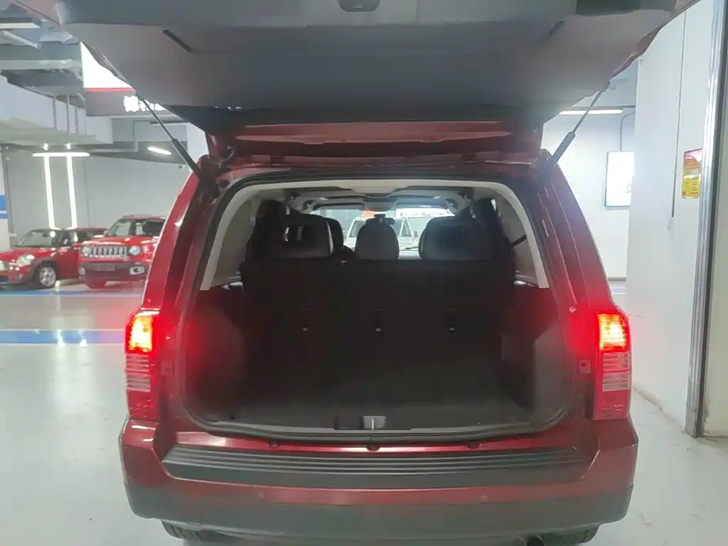 Jeep Patriot — миниатюра 19