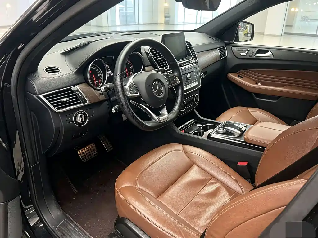 Mercedes-Benz GLE Coupe AMG — миниатюра 5