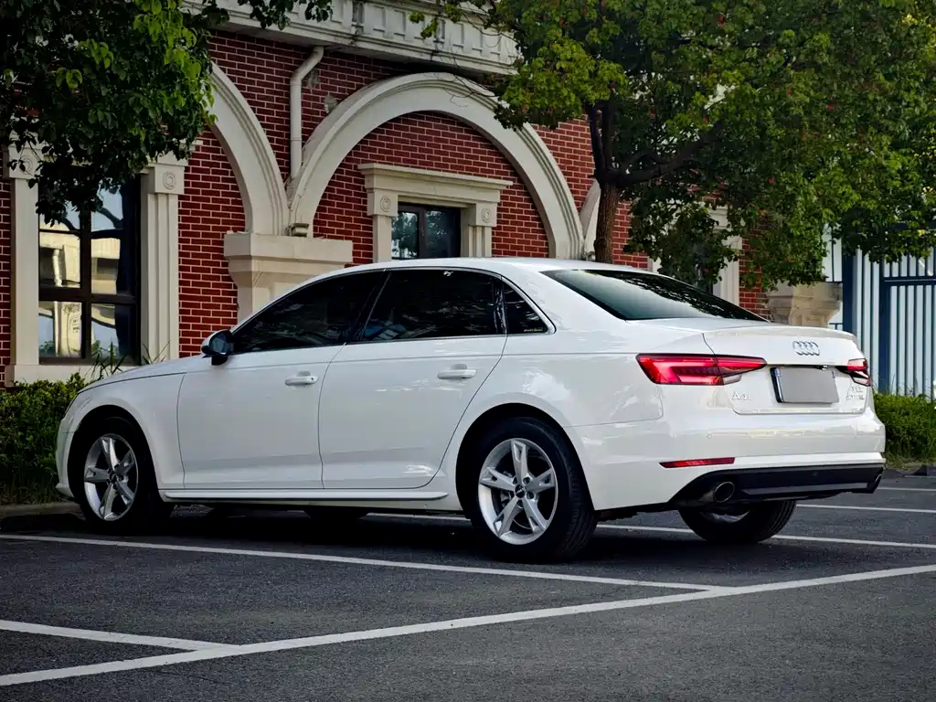 Audi A4L — миниатюра 6
