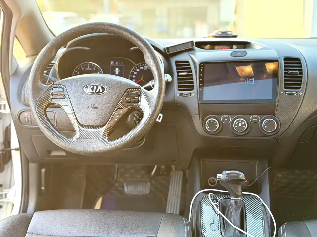Kia K3 — миниатюра 5